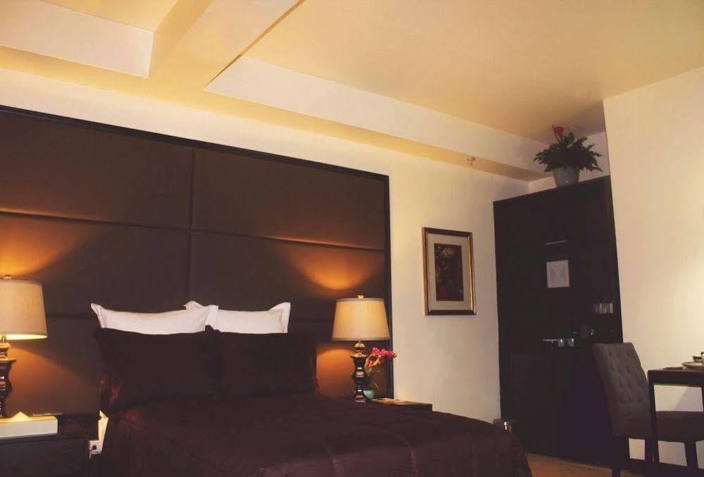 One Pacific Hotel Tamuning Exterior foto